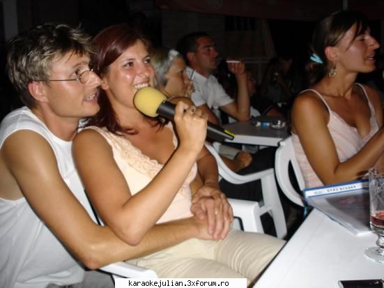 Ce s-a intamplat cu Laur??? - de fapt pe asta vroiam s-o pun - Sa intram in paine